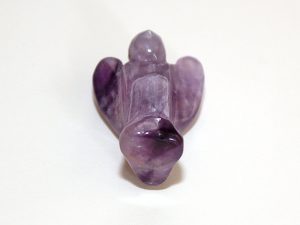 Beautiful hand-crafted angel in Amethyst approximate size 30 mm small.