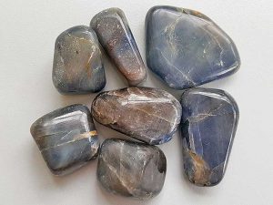 Highly polished Sapphire size 20-35 mm. Being a natural product this crystal may have natural blemishes and vary in colour. www.naturalhealingshop.co.uk based in Nuneaton for crystals, spiritual healing, meditation, relaxation, spiritual development,workshops.