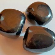 Highly polished Shungite size 25 - 30 mm. Being a natural product this crystal may have natural blemishes and vary in colour. www.naturalhealingshop.co.uk based in Nuneaton for crystals, spiritual healing, meditation, relaxation, spiritual development,workshops.