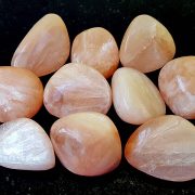 Highly polished Stilbite tumble stones size 25 to 30 mm. Being a natural product these stones may have natural blemishes and vary in colour, banding and shape. www.naturalhealingshop.co.uk based in Nuneaton for crystals, spiritual healing, meditation, relaxation, spiritual development,workshops.