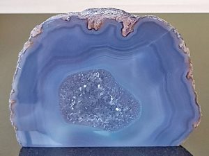 Polished Agate Geode 140 x 110 mm.