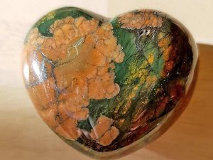 Highly polished Rhyolite Heart approx 45 mm. These hearts are perfect for a gift! There are purple velvet pouches or organza bags you can purchase to pop them into for the finishing touch. Being a natural product these stones may have natural blemishes and vary in colour and banding. www.naturalhealingshop.co.uk based in Nuneaton for crystals, spiritual healing, meditation, relaxation, spiritual development,workshops.