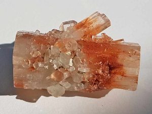 Aragonite approx sizes 30 x 20 mm Being a natural product this crystal may have natural blemishes and vary in colour and banding. www.naturalhealingshop.co.uk based in Nuneaton for crystals, spiritual healing, meditation, relaxation, spiritual development,workshops.