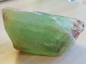Green Calcite approx 90 x 45 mm Being a natural product this crystal may have natural blemishes and vary in colour and banding. www.naturalhealingshop.co.uk based in Nuneaton for crystals, spiritual healing, meditation, relaxation, spiritual development,workshops.