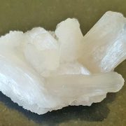 Stilbite cluster approx size 40 x 30 mm Being a natural product this crystal may have natural blemishes and vary in colour and banding. www.naturalhealingshop.co.uk based in Nuneaton for crystals, spiritual healing, meditation, relaxation, spiritual development,workshops.