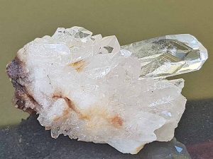 Quartz cluster approx size 80 x 50 mm Being a natural product this crystal may have natural blemishes and vary in colour and banding. www.naturalhealingshop.co.uk based in Nuneaton for crystals, spiritual healing, meditation, relaxation, spiritual development,workshops.