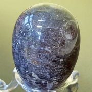Highly polished sardonyx egg approximate height 45 mm. Beautiful to collect or hold and meditate with. Being a natural product these stones may have natural blemishes and vary in colour and banding. www.naturalhealingshop.co.uk based in Nuneaton for crystals, spiritual healing, meditation, relaxation, spiritual development,workshops.
