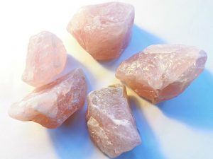 Rose Quartz approximate length 30 to 40 mm Used in crystal healing and meditation. Excellent for collectors. Being a natural product this crystal may have natural blemishes and vary in colour. www.naturalhealingshop.co.uk based in Nuneaton for crystals, spiritual healing, meditation, relaxation, spiritual development,workshops.