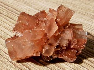 Aragonite approx sizes 30 x 20 x 20 mm Being a natural product this crystal may have natural blemishes and vary in colour and banding. www.naturalhealingshop.co.uk based in Nuneaton for crystals, spiritual healing, meditation, relaxation, spiritual development,workshops.