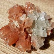 Aragonite approx sizes 35 x 30 x 25 mm Being a natural product this crystal may have natural blemishes and vary in colour and banding. www.naturalhealingshop.co.uk based in Nuneaton for crystals, spiritual healing, meditation, relaxation, spiritual development,workshops.